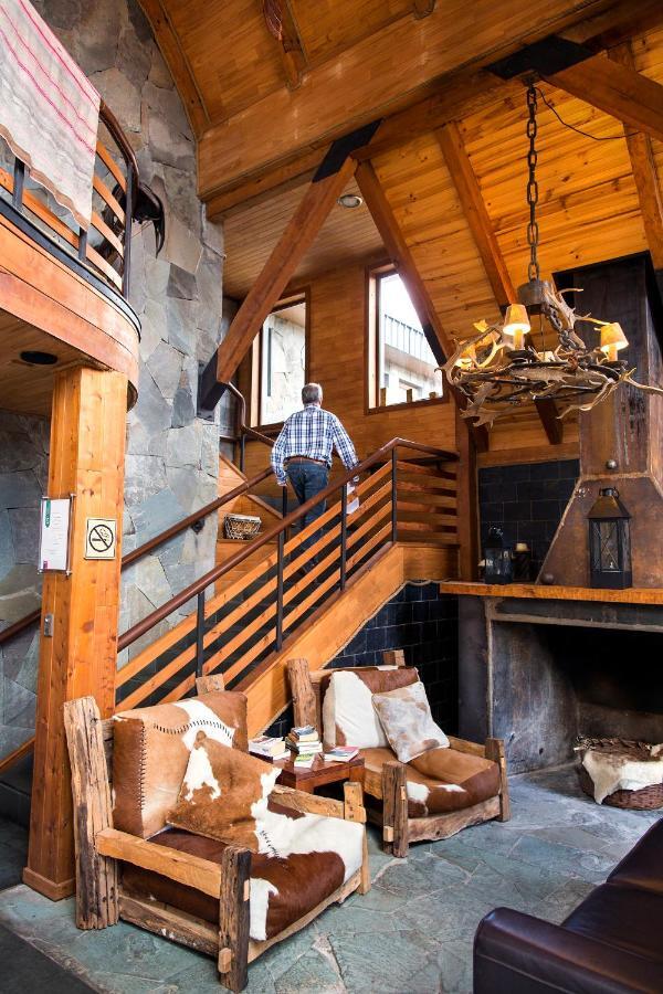 Nomades Hotel Boutique Coyhaique Bagian luar foto